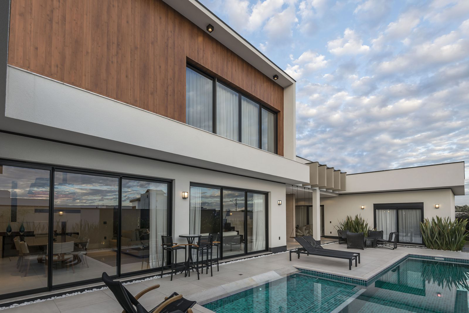 Esquadrias-Aluminio-Preto